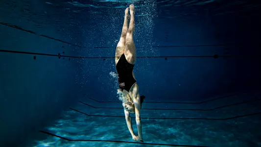 Ashley Provan - Diving Pose
