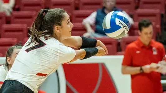 Natalie Risi Dig vs. Arkansas State