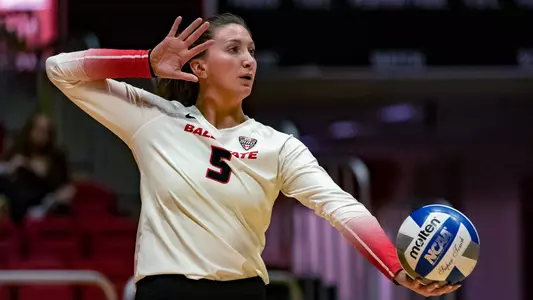 Marie Plitt Serving vs. WMU