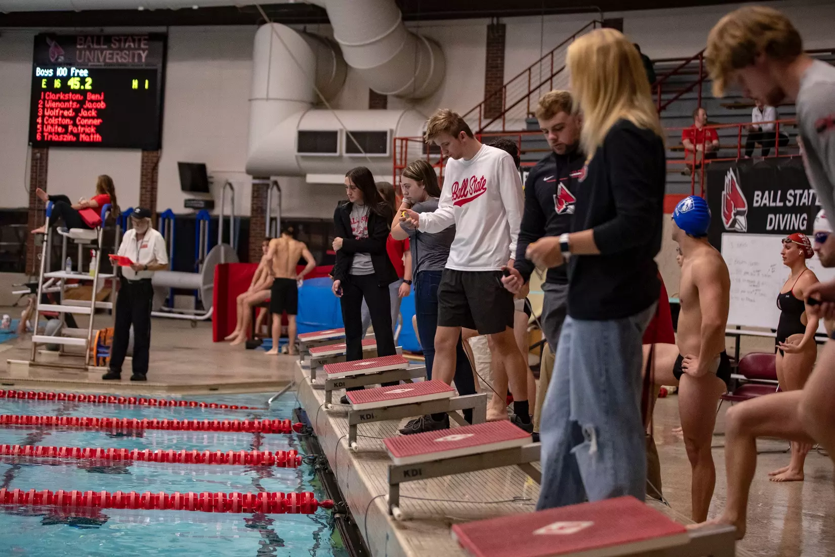 MC-41543-Men’s and Women’s Swimming and Diving