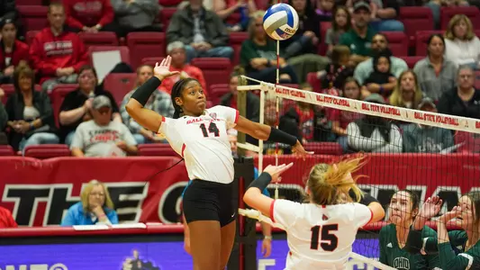 Aniya Kennedy - Attacking