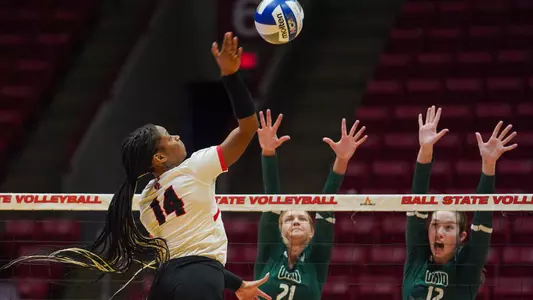 Aniya Kennedy Attacking