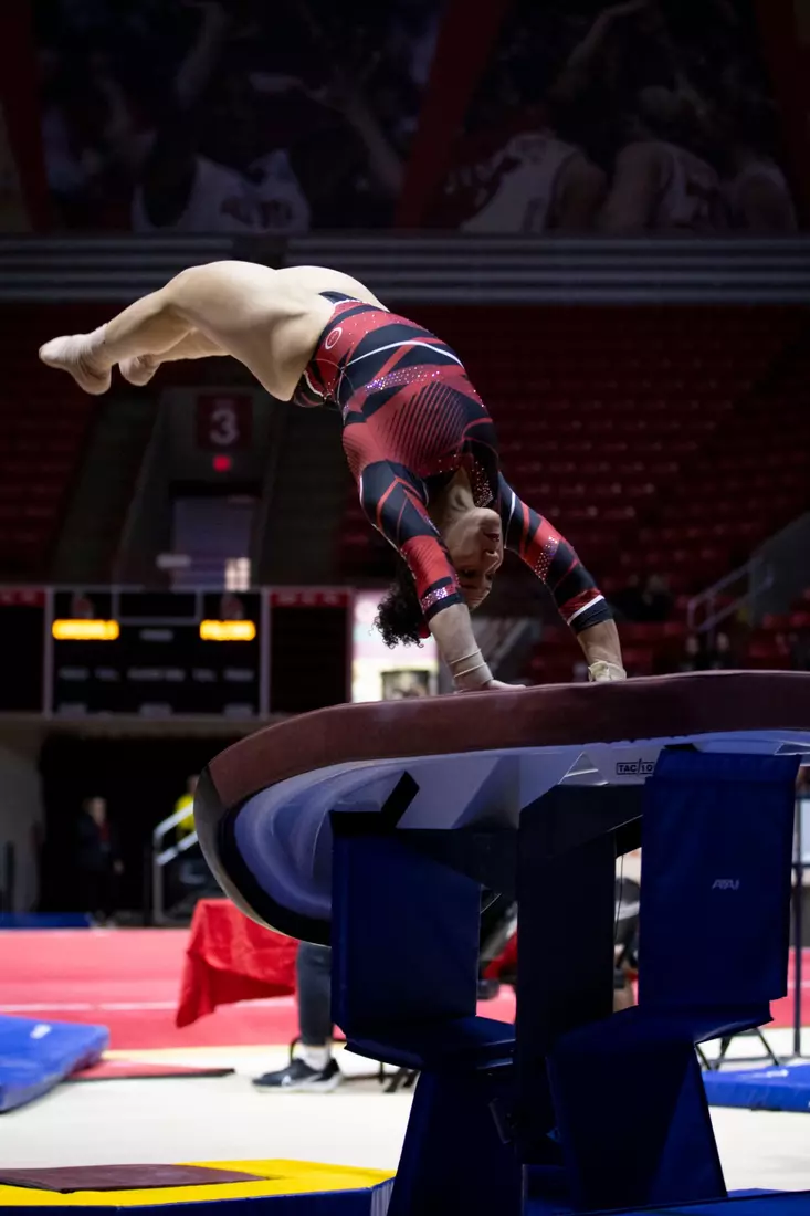 The Ball State gymnastic team hosts Bowling Green in Worthen Arena on Jan, 22. Photo by Samantha Blankenship / Ball State University