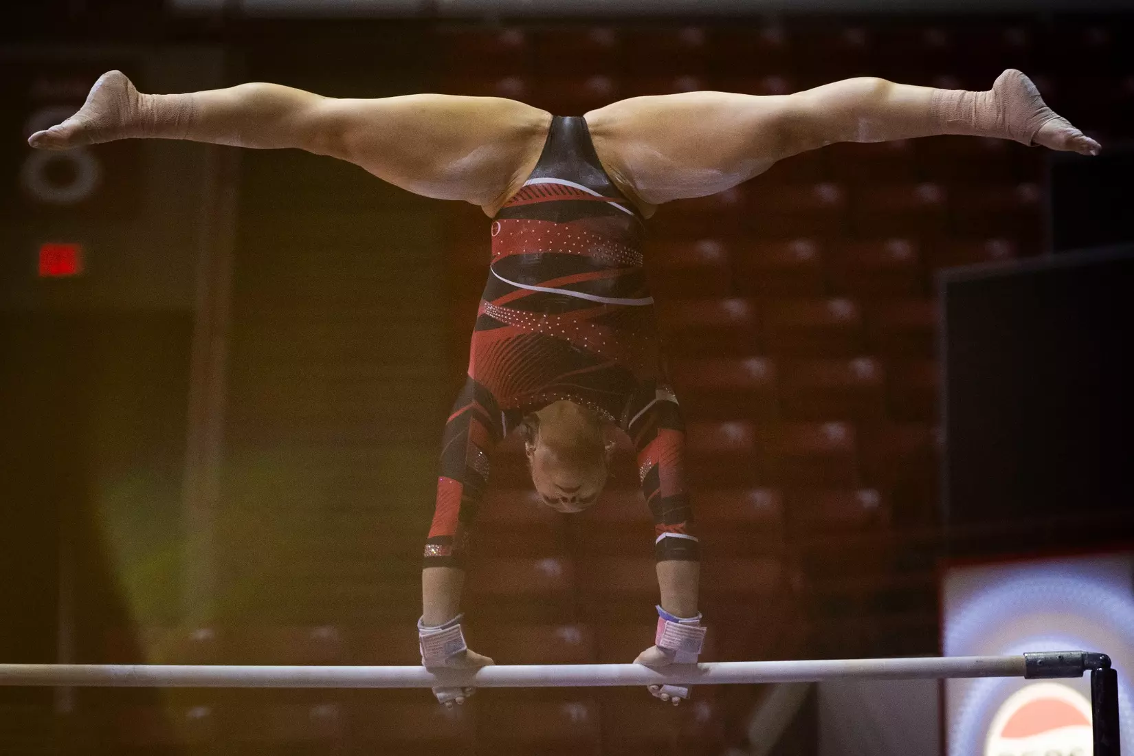 The Ball State gymnastic team hosts Bowling Green in Worthen Arena on Jan, 22. Photo by Samantha Blankenship / Ball State University