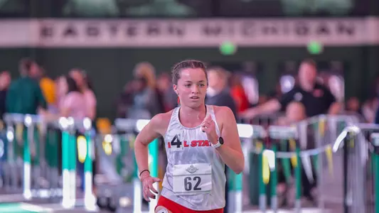Sarah Mahnensmith at Indoor MAC