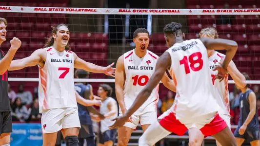 MVB vs Queens