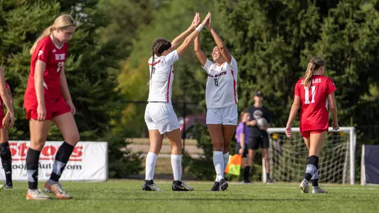Delaney Caldwell and Emily Roper