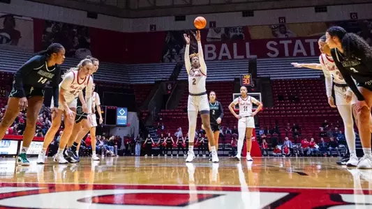 Women’s Basketball vs Eastern Michigan on Jan 8, 2025 in Worthen Arena. Photo by Samantha Blankenship/Ball State University.