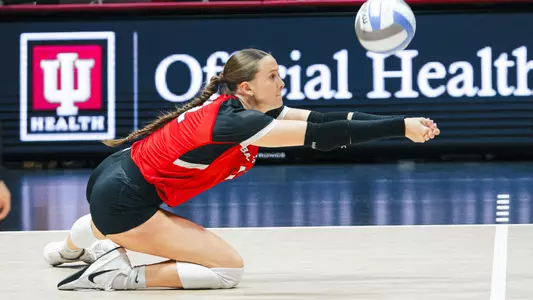 Sophie Ledbetter digging versus Toledo