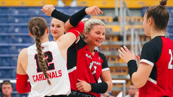 Camryn Wise and Sophie Ledbetter celebrate at Kent State