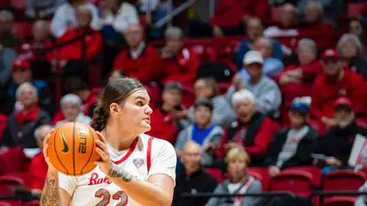25_MC-80127 - Women’s Basketball hosts University of Cincinnati on Nov 20, 2025. Photo by Samantha (Blankenship) Ellis/Ball State University.