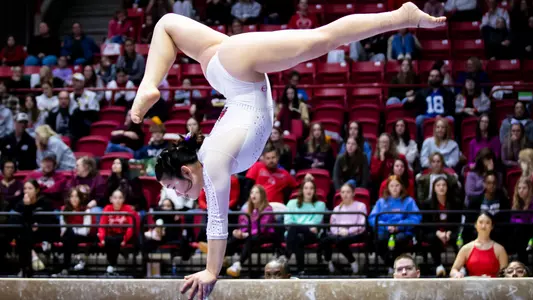 Delaney McMahon Beam vs. Central Michigan