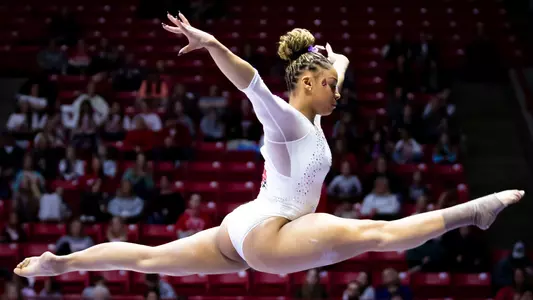 Zoe Middleton vs. Central Michigan