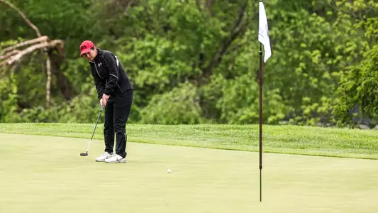 Jasmine Driscoll Putting at NCAA Lexington Regional