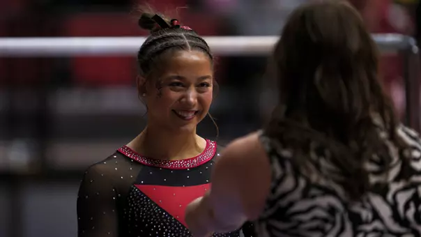 Ava Molina Bars vs. NIU