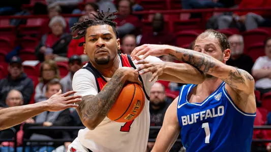 26_MC-80675 - Men’s Basketball hosts Buffalo on Feb 11, 2026. Photo by Samantha (Blankenship) Ellis/Ball State University.