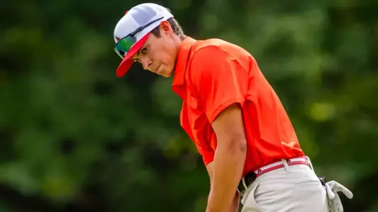 Aidan Gutierrez MC-78850 Earl Yestingsmeir Invite Ball State Golf on Sep. 21, 2025 at Delaware Country Club. Photo by Samantha Blankenship/Ball State University.