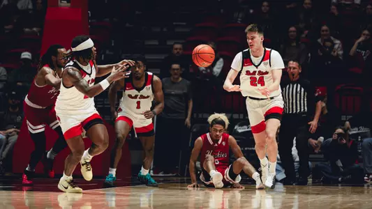 Davion Hill and Mason Jones vs Northern Illinois