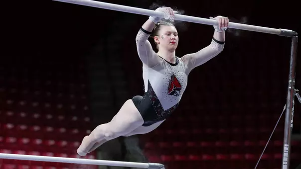 Ashley Szymanski on bars during the Maryland Quad