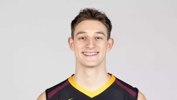 Daniel Fabikovic Head Shot