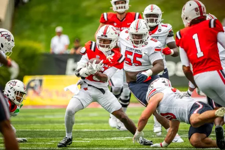 Jabari Smith dodges Stony Brook defenders during family weekend victory 9/12/26
