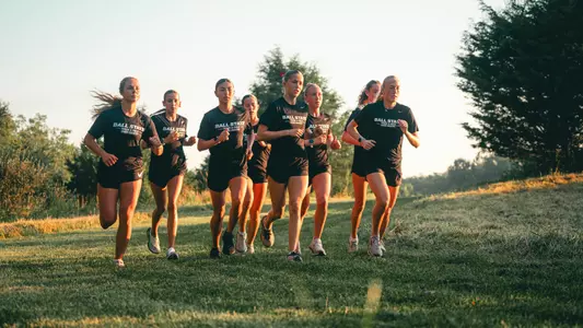 Cross Country Team Warms Up Ahead of 2026 Sam Bell Invitational