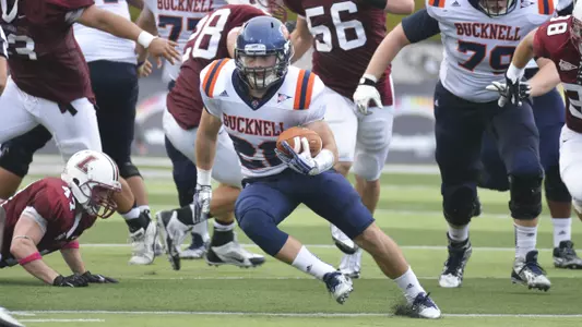 Football Falls 31-7 at Lafayette