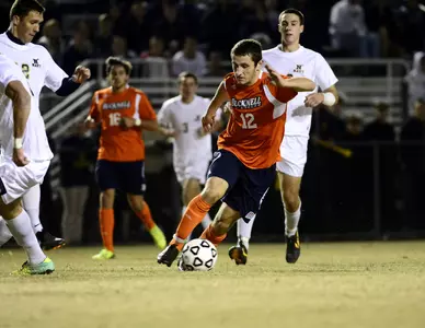 Men's Soccer Edged at Navy, 1-0