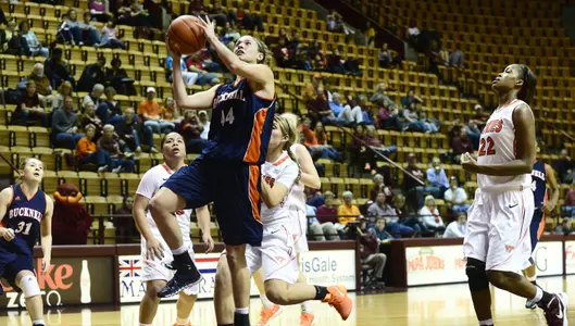 Women's Basketball Edged by NJIT 61-59