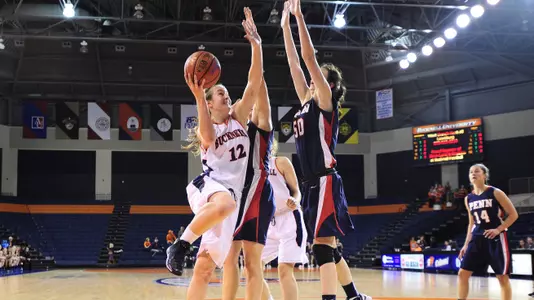 Women's Basketball Unites for 71-47 Win Over Longwood
