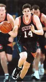 Men's Basketball Falls To London Leopards in Exhibition Contest, 85-62