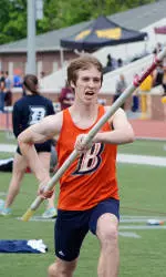 Bison Track & Field to Challenge at Colonial Relays