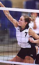 Bison Volleyball Defeats Colgate, 3-1