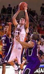 Big First Half Leads Bucknell Men's Basketball to 56-42 Win over Holy Cross