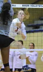 Bucknell Volleyball Falls 3-0 at CSU Bakersfield