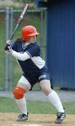 Three Home Runs Not Enough in Extra Inning Loss at Siena