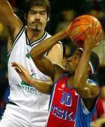 Former Bison Hoops Star J.R. Holden Thriving in Russia