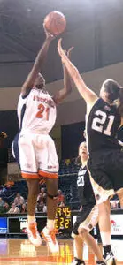 Bucknell Women's Basketball Takes Over First Place in PL with 59-55 Victory Over Army