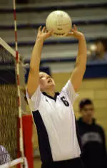 Bucknell Volleyball Outlasts Colgate, 3-2