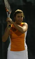 Nada Curcic Wins One, Loses One in Final Day of Cornell Invitational