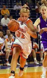 Bucknell Falls to Holy Cross in Overtime, 67-63, in Women's Basketball