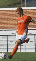 Corey Curnutte Receives Senior Athletic Award at Bucknell