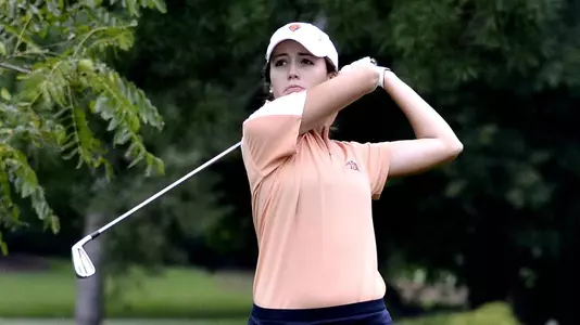 Wilcox Tied for Lead, Bison in 3rd after First Round of Rutgers Invitational