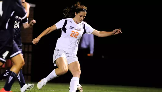Women's Soccer Pockets Key PL Road Win, 2-1 at Loyola