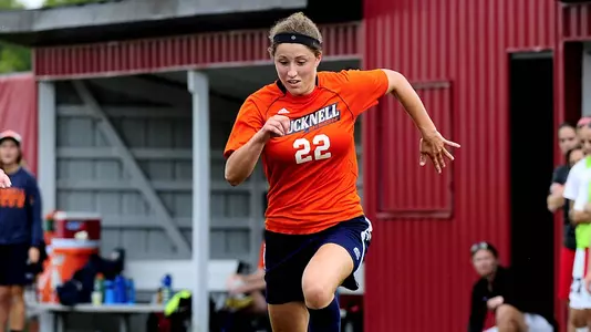 Women's Soccer Comes from Behind Again, Beats Holy Cross 2-1