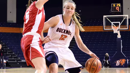 Claire DeBoer Named the 5th Quarter Fresh Bison Athlete of the Week