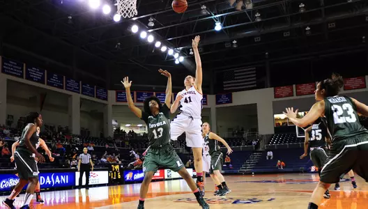 Women's Basketball Sprints to 70-49 Win Over Loyola