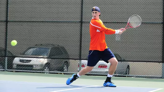 Men's Tennis Suffers 4-3 Defeat by Colgate