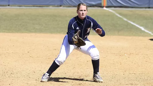 Softball to Take on First-Place Lehigh at Becker Field This Weekend