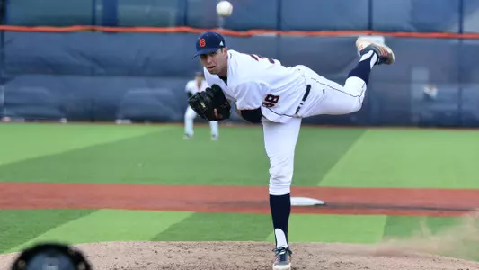 Home Runs, Strong Pitching Lead Baseball to Doubleheader Sweep of Holy Cross